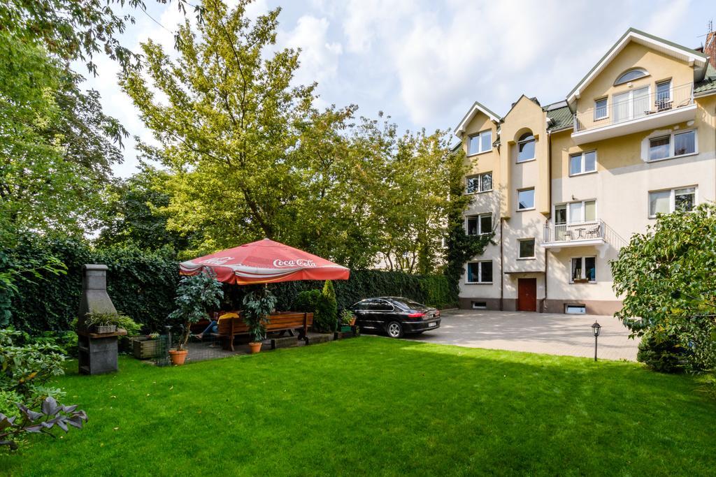 Hostel Krokodyl Warsaw Exterior photo