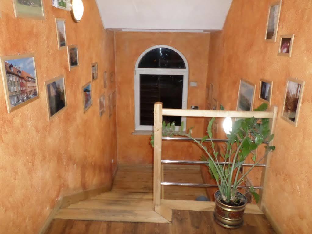 Hostel Krokodyl Warsaw Exterior photo